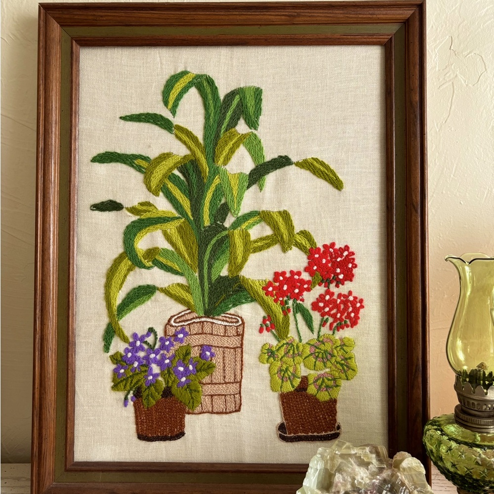 Vintage floral crewel